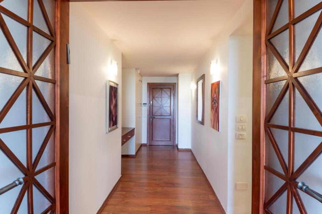 Art Apartment In Mamila - Art & View Jerusalem Eksteriør billede